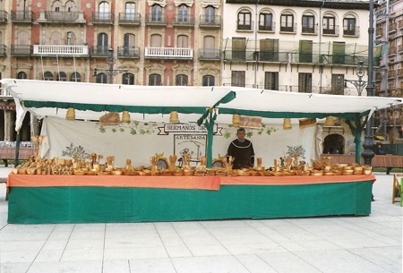 productos en madera de olivo